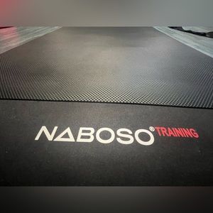 Naboo’s training barefoot training mat